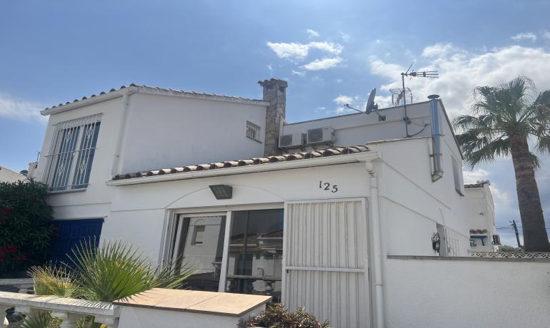 for sale House in Empuriabrava, Costa Brava