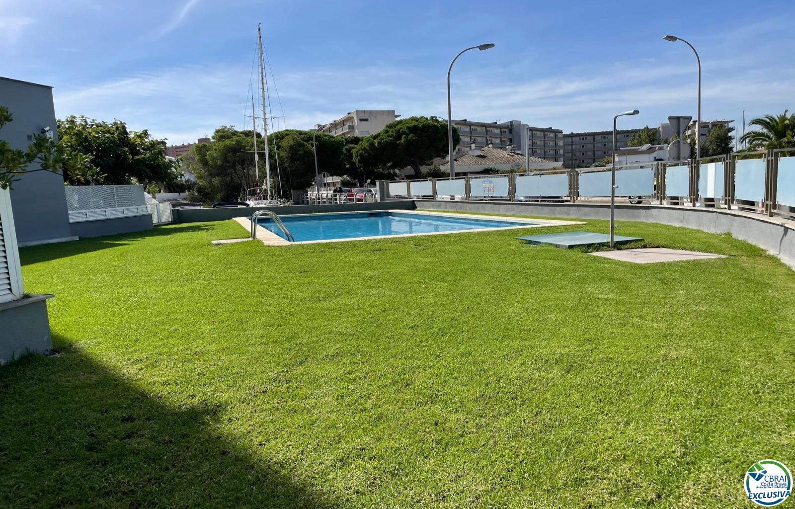3 bedroom apartment with pool and private parking in Santa Margarita Roses - Santa Margarida - Ref. CBR6612 - photo 26