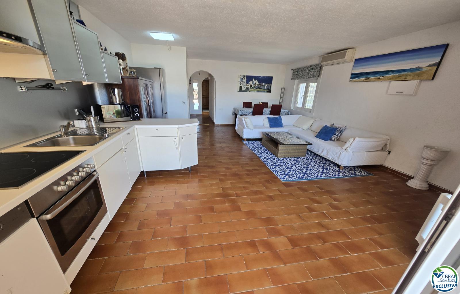 14x3.70 m Private Mooring Before the Bridges with Apartment & Parking - Salins - Ref. CBR6589 - photo 20