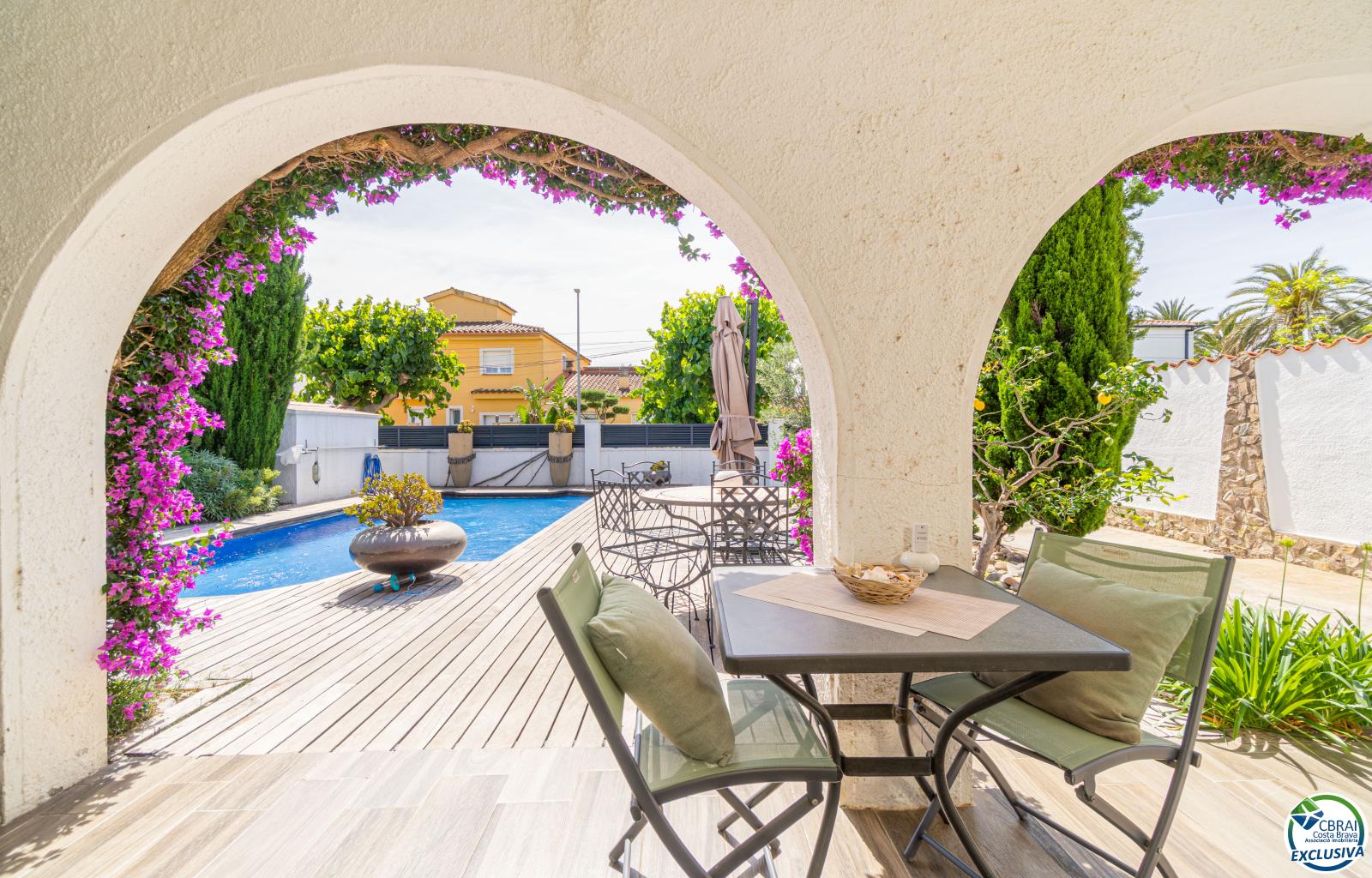 Stunning renovated house with pool in Empuriabrava - Peni - Ref. CBR6547 - photo 13
