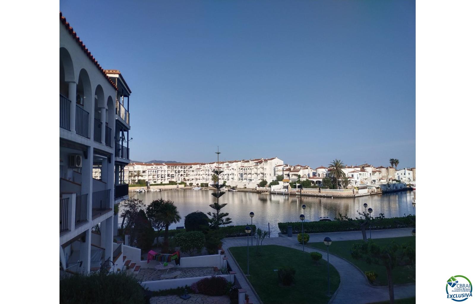 Pleasant apartment by Lake San Maurici, with lovely canal views, swimming pool and communal gardens. - Ref. CBR6660 - photo 13