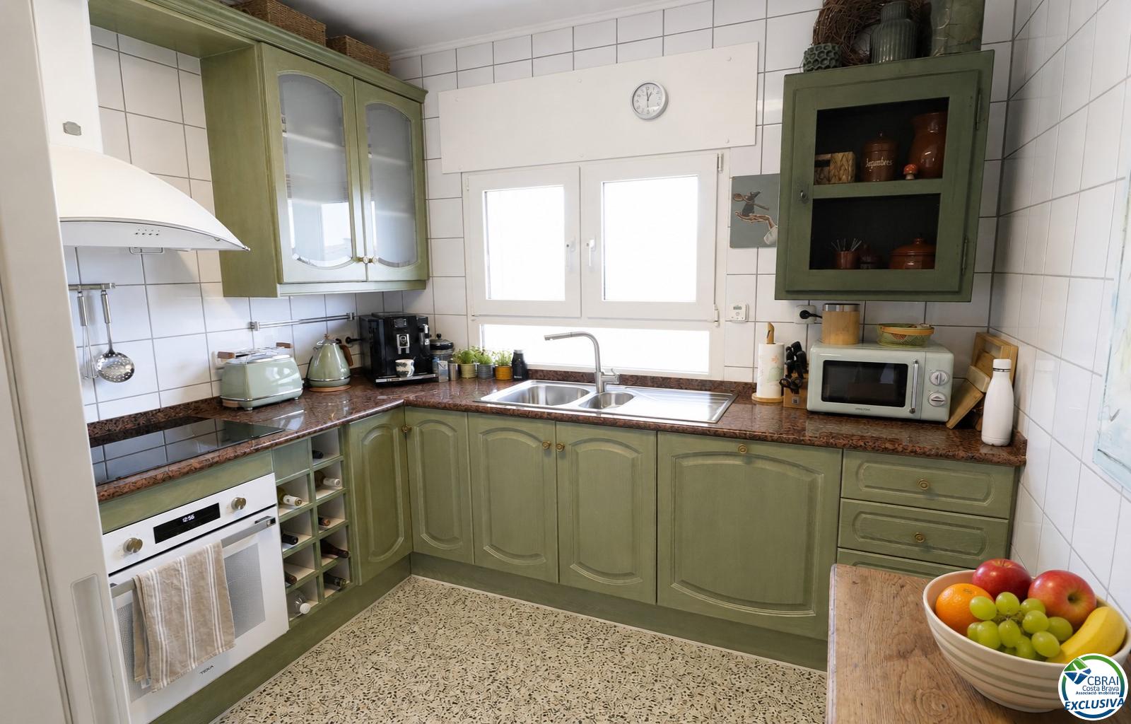 Very well-maintained house and very well located in La Garriga, Roses. - Ref. CBR6511 - photo 11