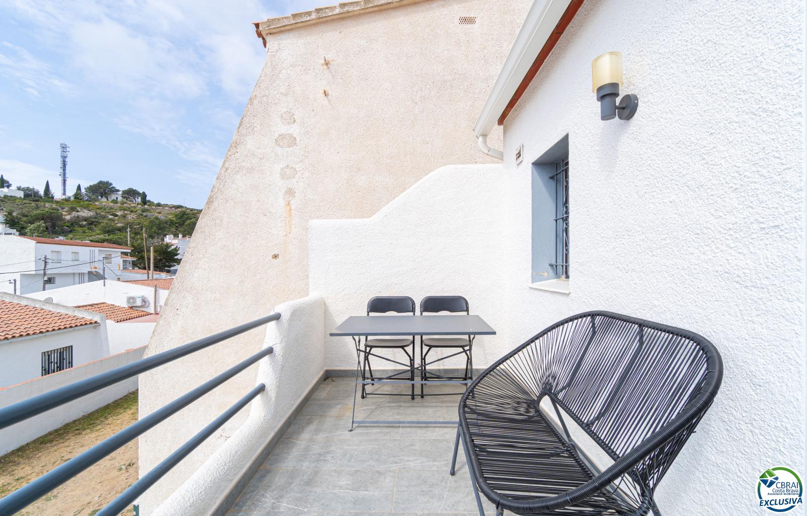 Semi-detached chalet for sale on Joan Timoneda Street - Canyelles - Ref. CBR6446 - photo 19