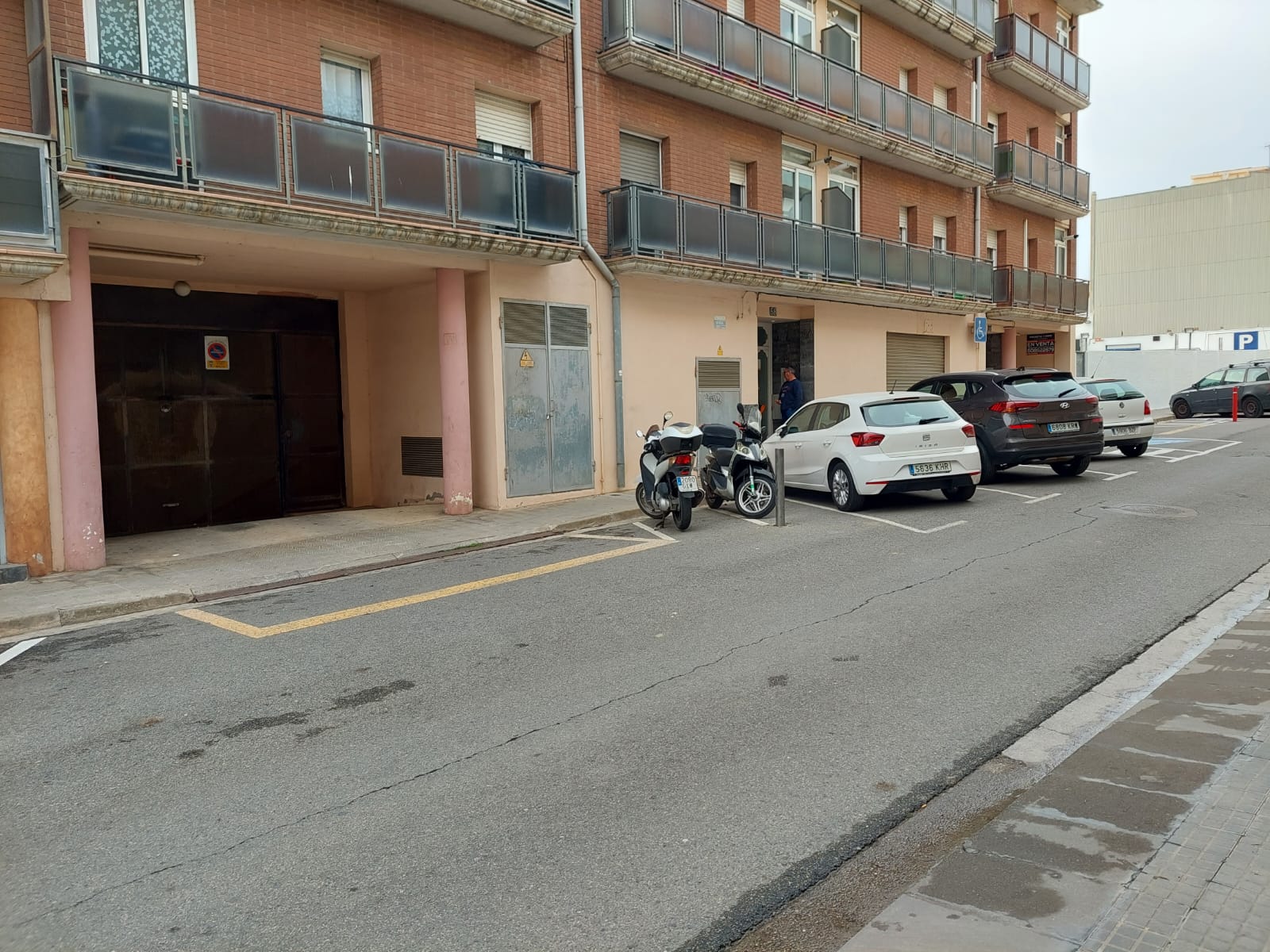 Venta de Parking en Roses, Centre, REF 4404 Compra Parking Roses, Costa Brava