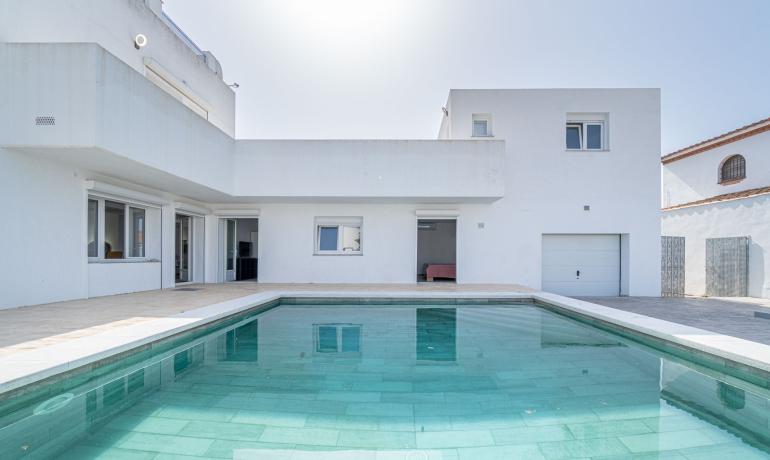 House - Empuriabrava