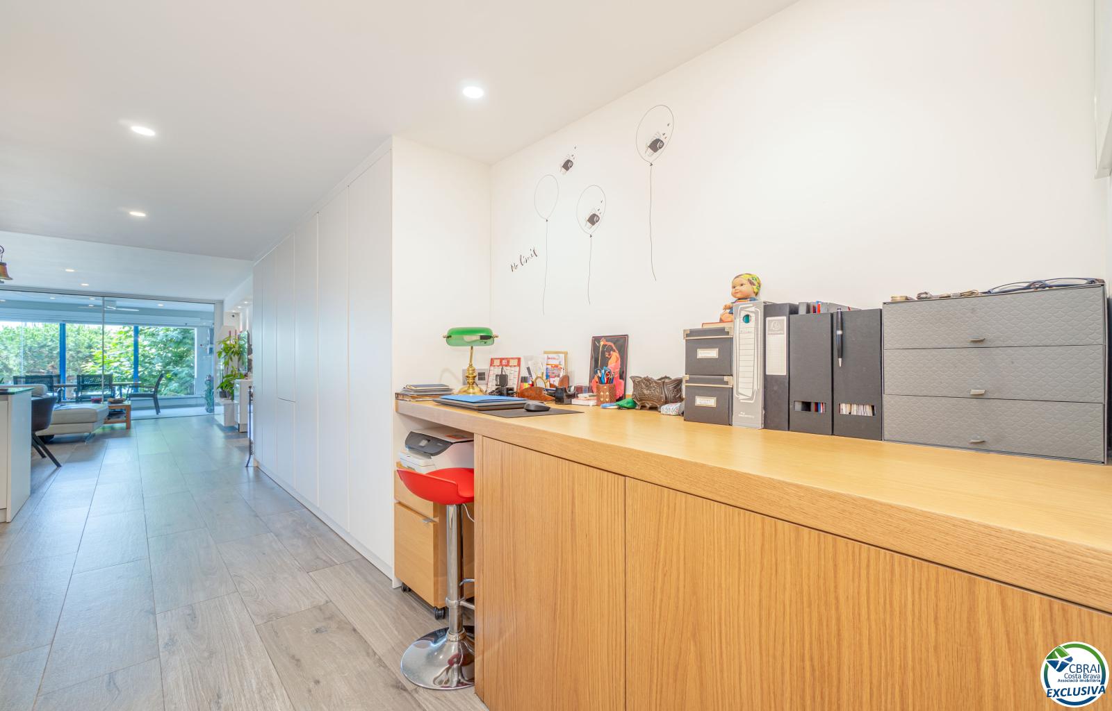 Magnificent Seafront Apartment - Centre - Ref. CBR5993 - photo 10