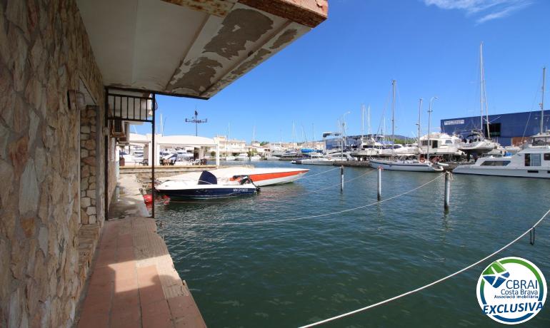 CAVALLET DE MAR Amarrage pour voilier à vendre de 9,10m X 3,15m à Empuriabrava