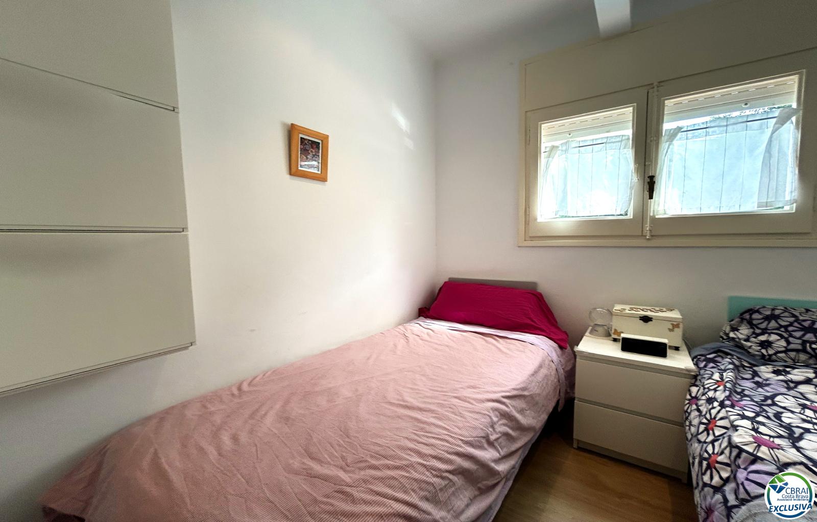 Cozy Renovated Apartment in El Port de Llançà - Ref. CBR6448 - photo 10