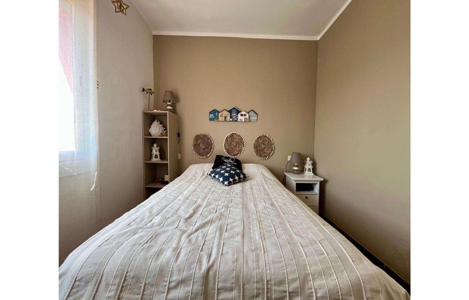 Cozy 85 m² apartment with a large balcony 250m from the beach in Empuriabrava. - Moxo - Ref. CBR6510 - photo 10