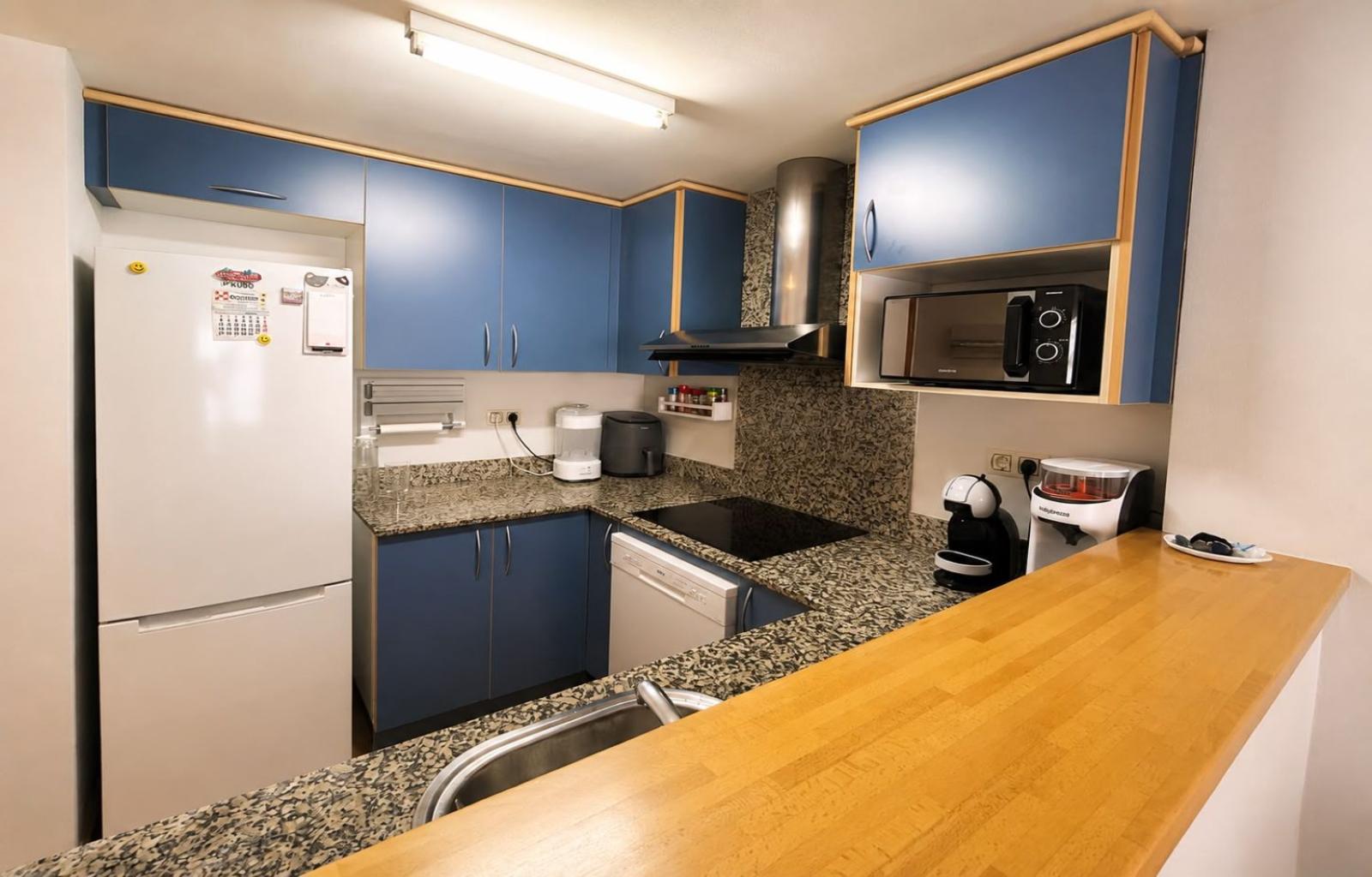 Apartment with pool, spacious terrace, and parking in Santa Margarida (Roses) - Ref. CBR6610 - photo 7