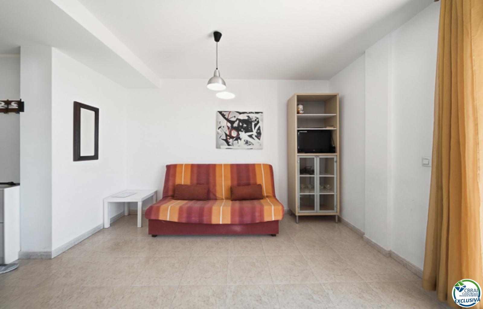 150 metres from the beach with sea views, TOURISTIC LICENCE - Santa Margarida - Ref. CBR6546 - photo 12