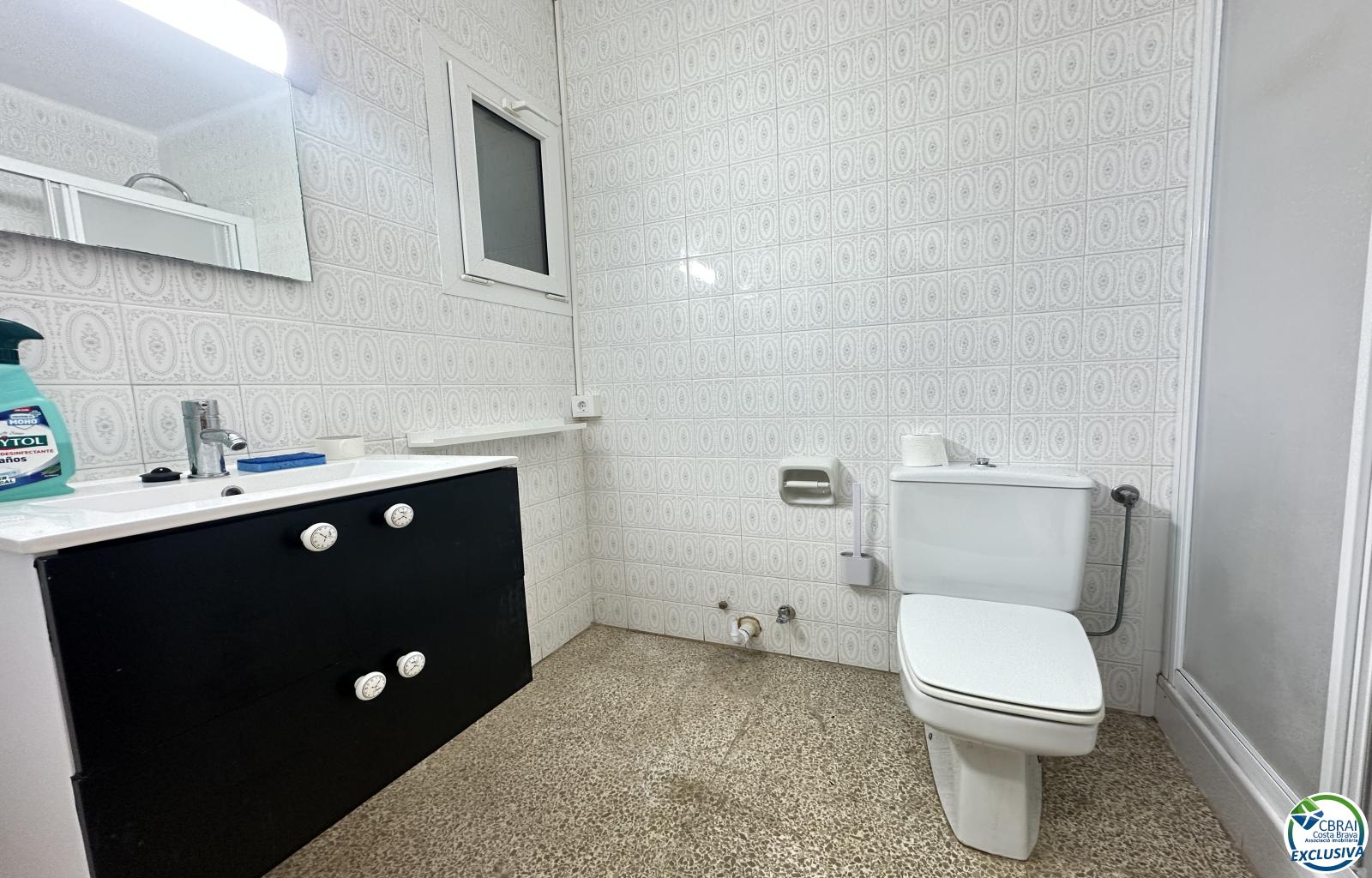 Spacious apartment next to the beach and shops - Sant Mori - Ref. CBR6561 - photo 5
