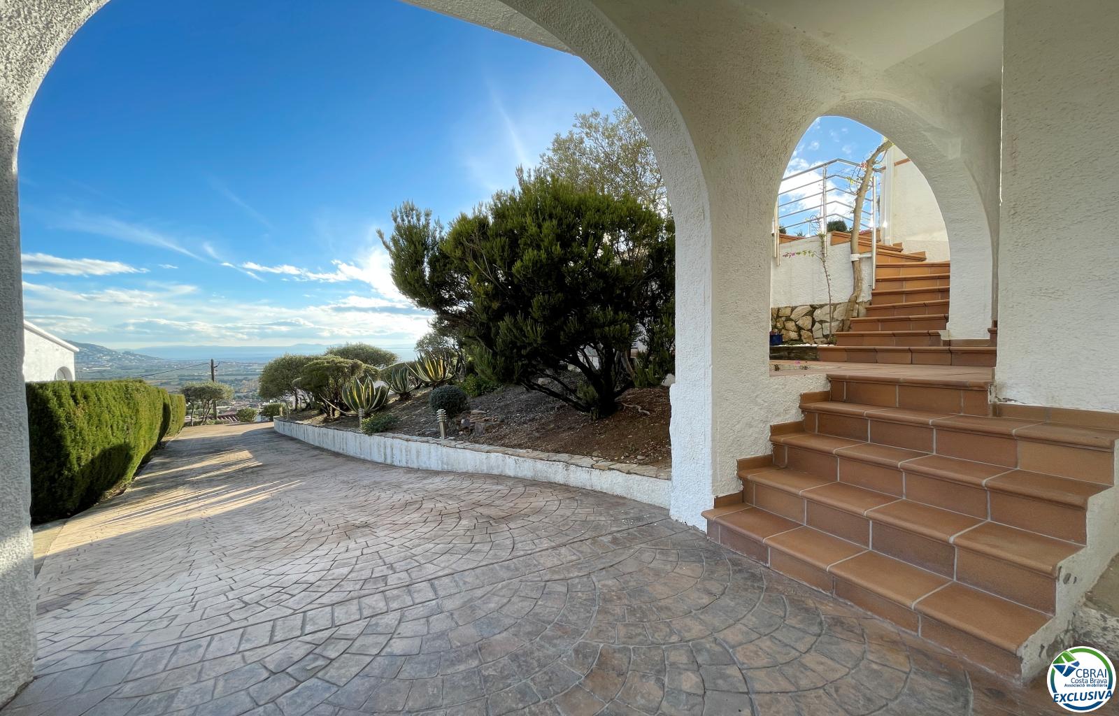 PANORAMIC VILLA WITH SEA VIEWS, PRIVATE POOL AND LARGE PLOT IN MAS FUMATS - Ref. CBR6372 - photo 27