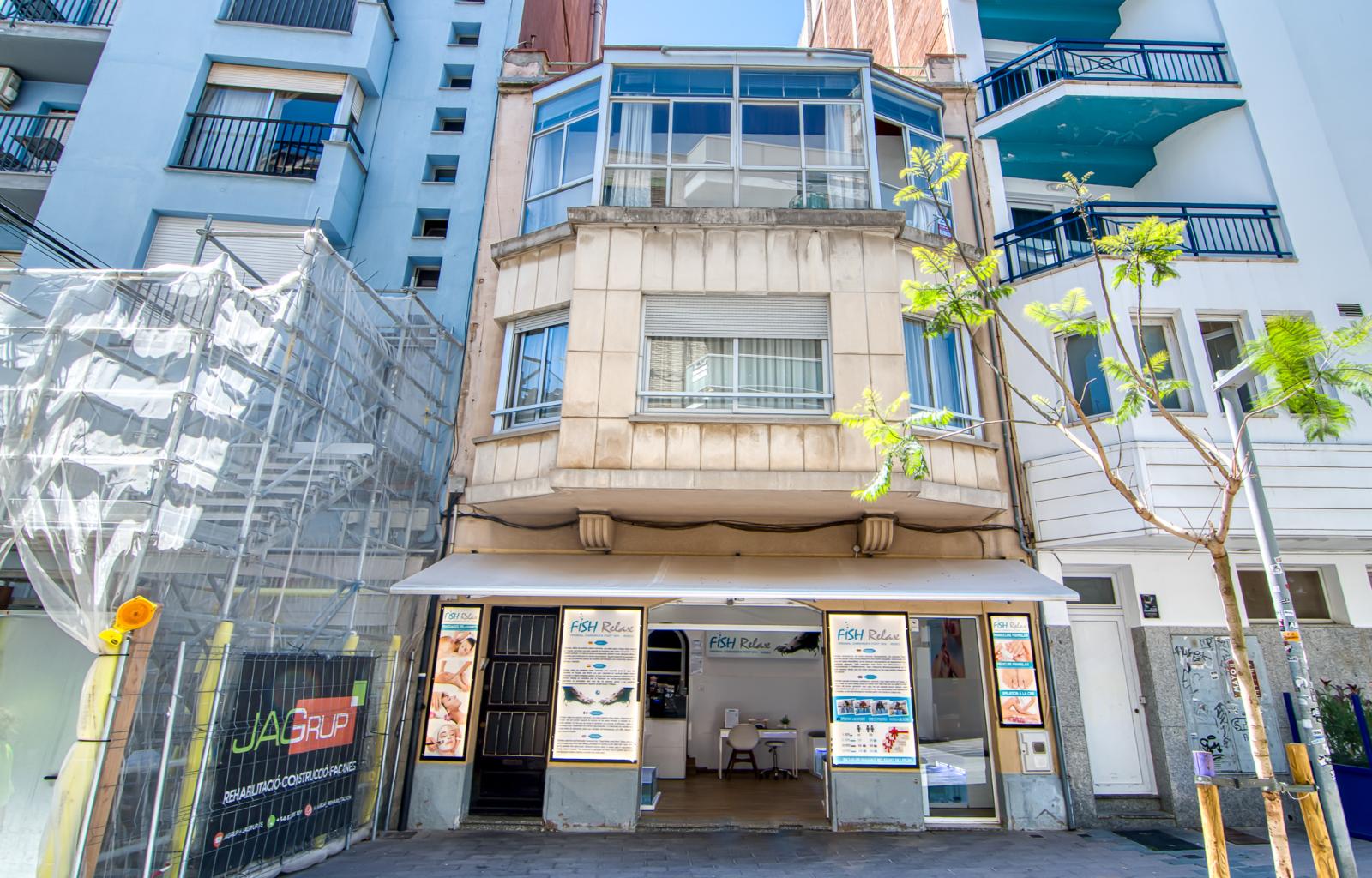 Would you like to live on one of the streets with the most history and character in Roses—practically right by the water—and enjoy the authentic Mediterranean essence every day? - Centre - Ref. CBR6537 - photo 34