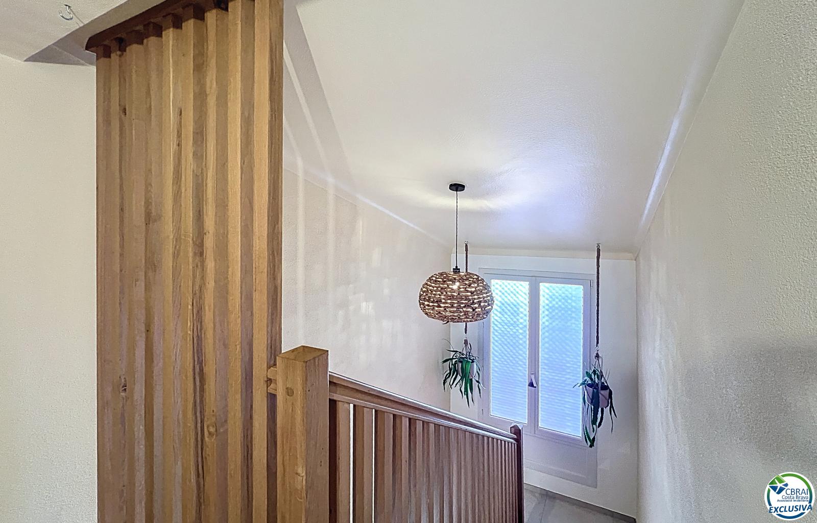 Renovated house with 5 bedrooms and tourist license in Empuriabrava, Peni area. - Ref. CBR6475 - photo 27