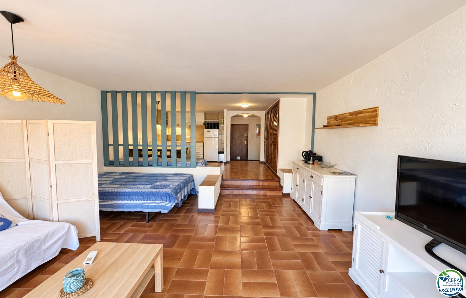Spacious studio with terrace and tourist licence 80 metres from Santa Margarita beach - Roses - Santa Margarida - Ref. CBR6675 - photo 11
