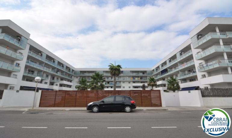 Parking space with storage room at only 1500 meters from the beautiful beach of Santa Margarita.