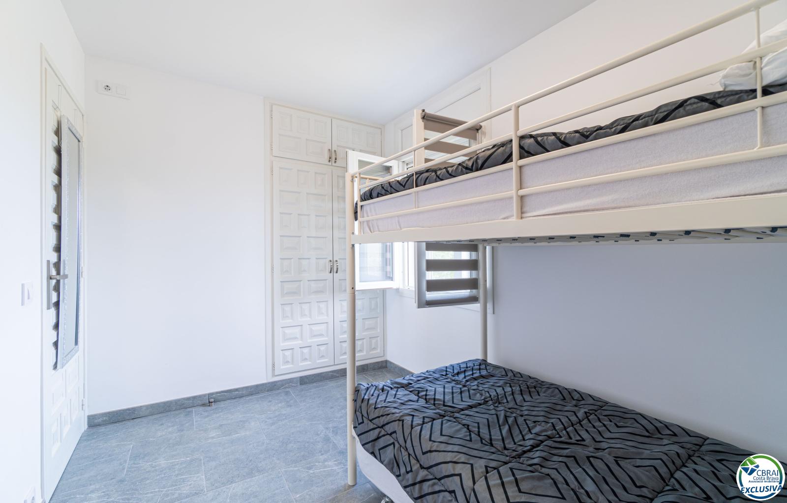 Semi-detached chalet for sale on Joan Timoneda Street - Canyelles - Ref. CBR6446 - photo 22