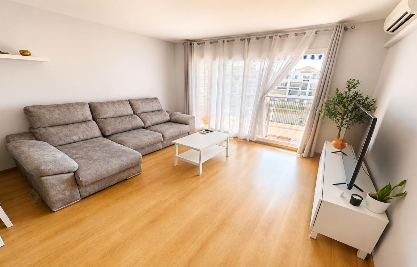 Apartment with pool, spacious terrace, and parking in Santa Margarida (Roses) - Ref. CBR6610 - photo 10