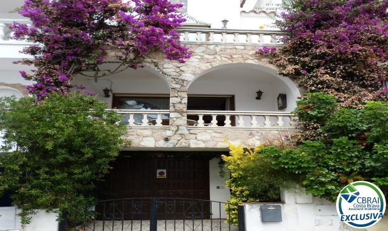 for sale House in Empuriabrava, Costa Brava