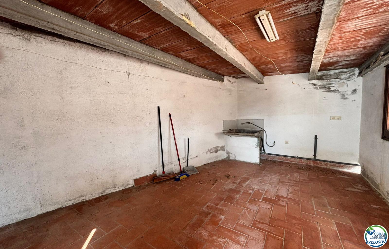 Maison avec une vue imprenable au centre de Torroella de Montgrí. - Casc Urbà - Ref. CBR6366 - photo 4
