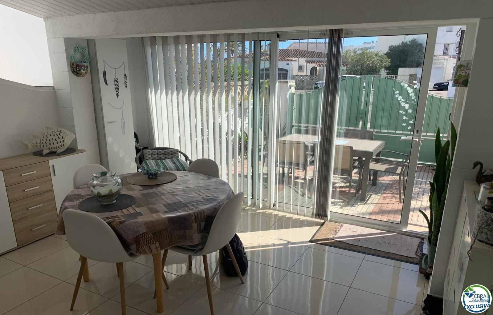 Beautiful 3 bedroom house with garden in Santa Margarita-Roses - Santa Margarida - Ref. CBR6417 - photo 9