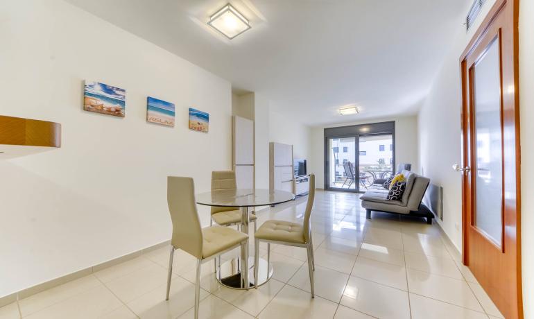 Apartamento con Terraza a 200m. del mar