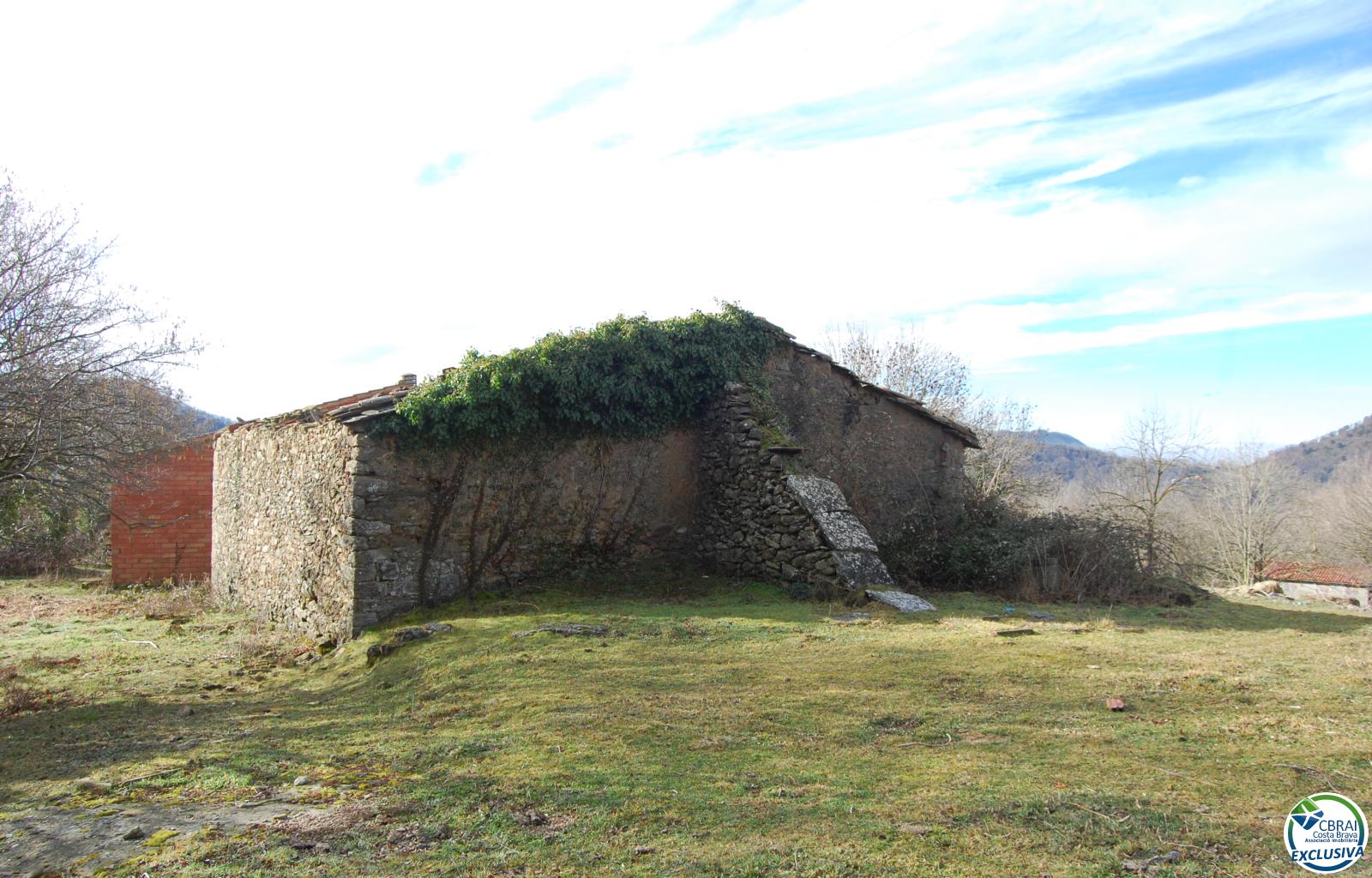 Magnificent livestock and forestry estate in Vidrà, 3.5 km from the village with a paved access road. It covers an area of ​​108 hectares. - Ref. CBR6381 - photo 10