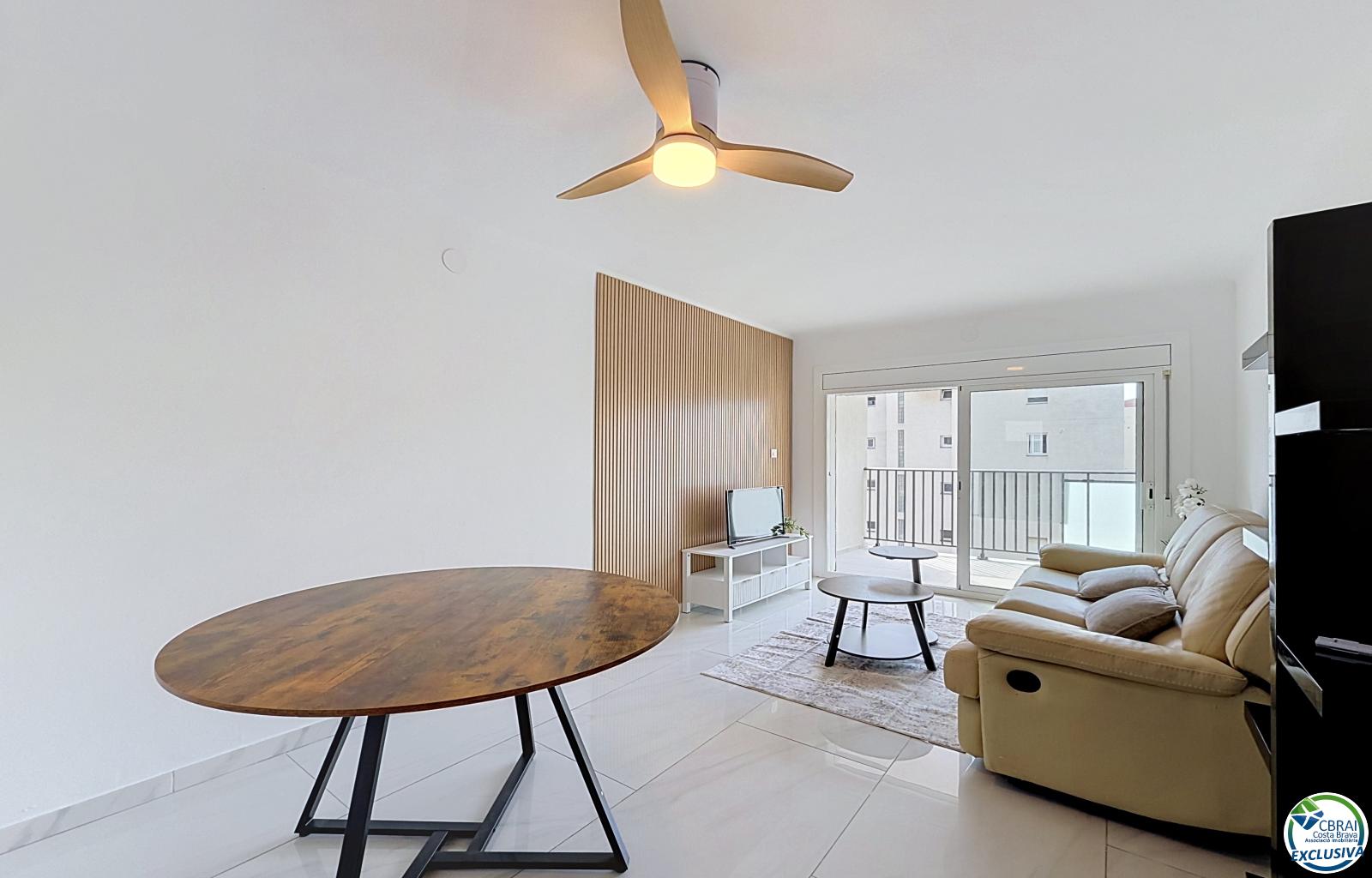 Appartement 2 chambres rénové avec terrasse à Santa Margarida, Rosas - Ref. CBR6684 - photo 2