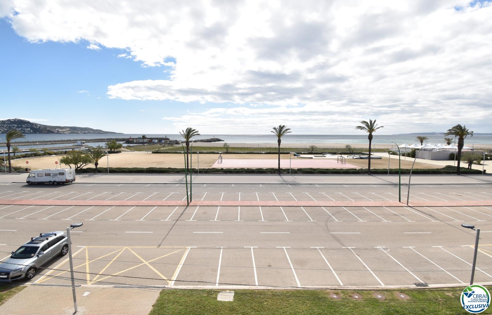EMPURIABRAVA: Exclusive complex of six houses with moorings on the seafront for sale - Salins - Ref. CBR6609 - photo 14