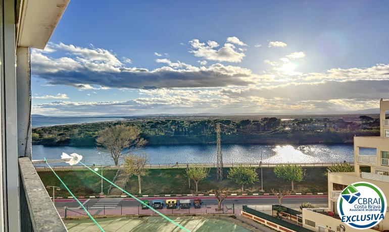 for saleFlat/Apartment Empuriabrava