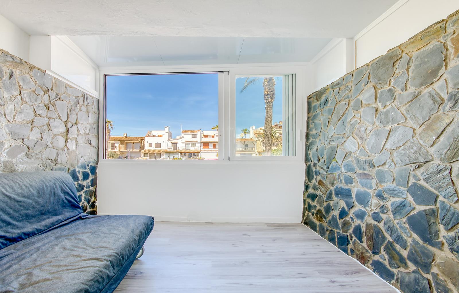 GROUND FLOOR APARTMENT IN EMPURIABRAVA WITH CANAL VIEWS - Poblat típic - Ref. CBR6431 - photo 8