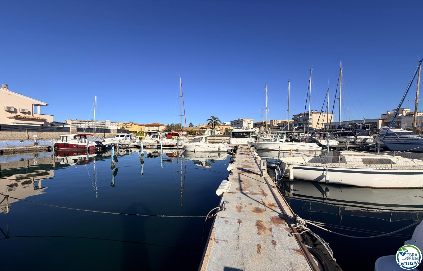 Mooring of 3 x 8 metres, suitable for both sailing and motor boats. - Santa Margarida - Ref. CBR6484 - photo 6
