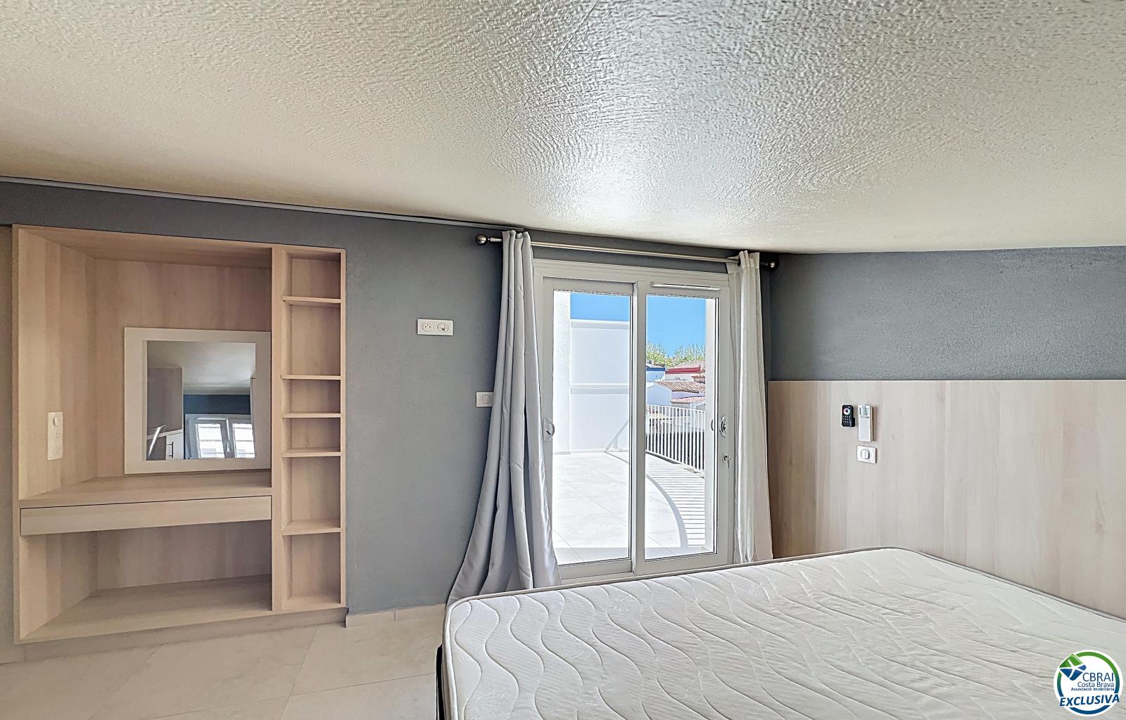Renovated house with 5 bedrooms and tourist license in Empuriabrava, Peni area. - Ref. CBR6475 - photo 44