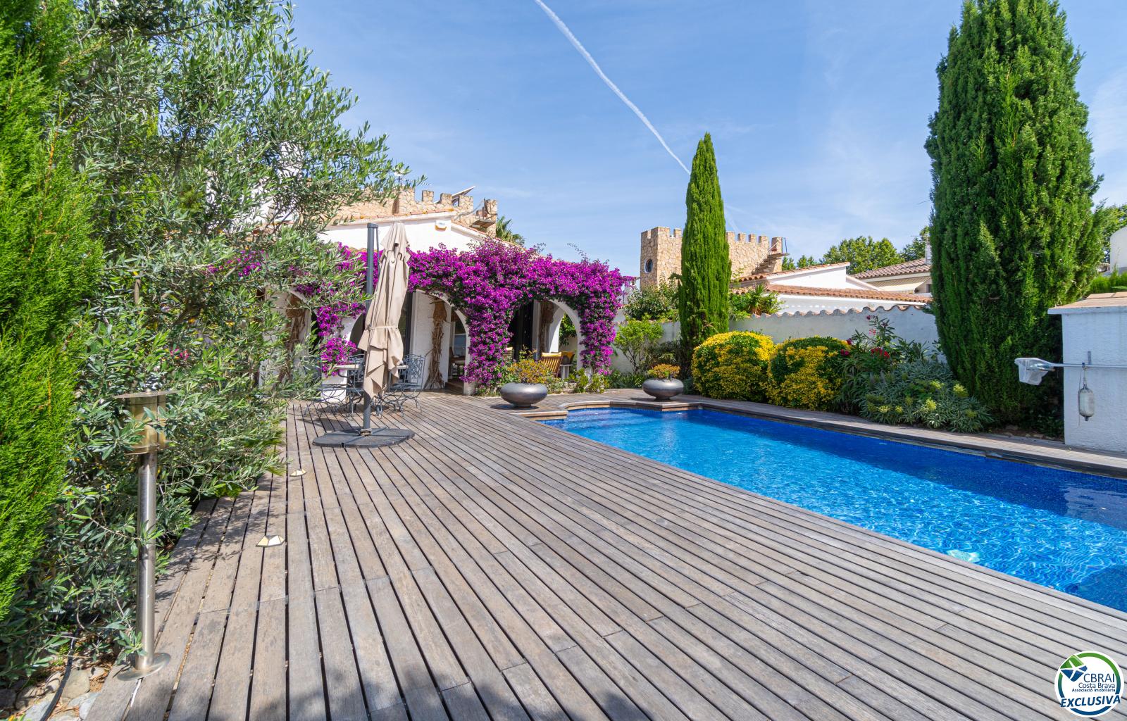 Stunning renovated house with pool in Empuriabrava - Peni - Ref. CBR6547 - photo 27