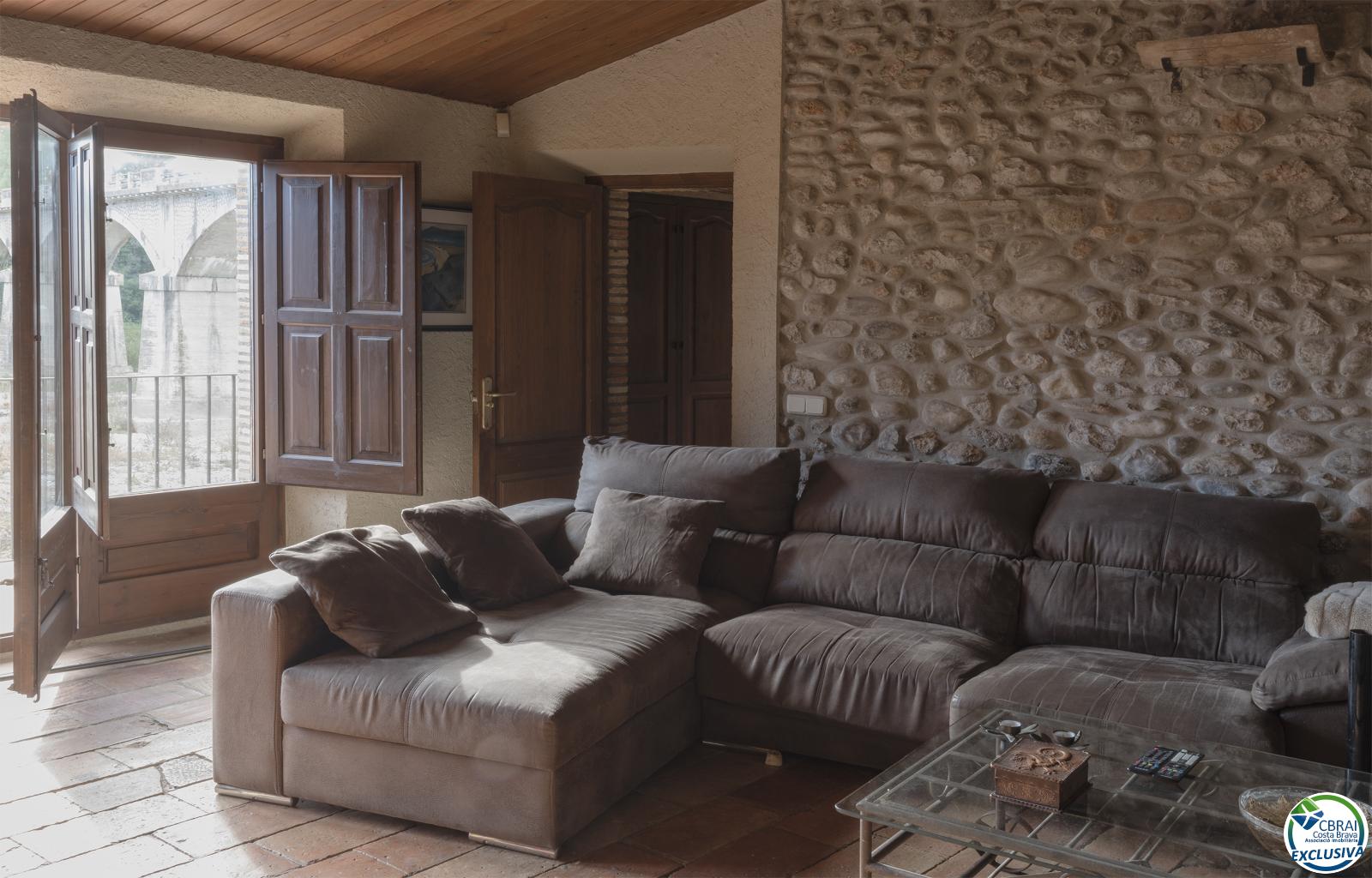 Exclusive Historic Estate in Alt Empordà with 7 Residences, Rural Tourism Licence and Established Profitability - Casc urbà - Ref. CBR6515 - photo 17