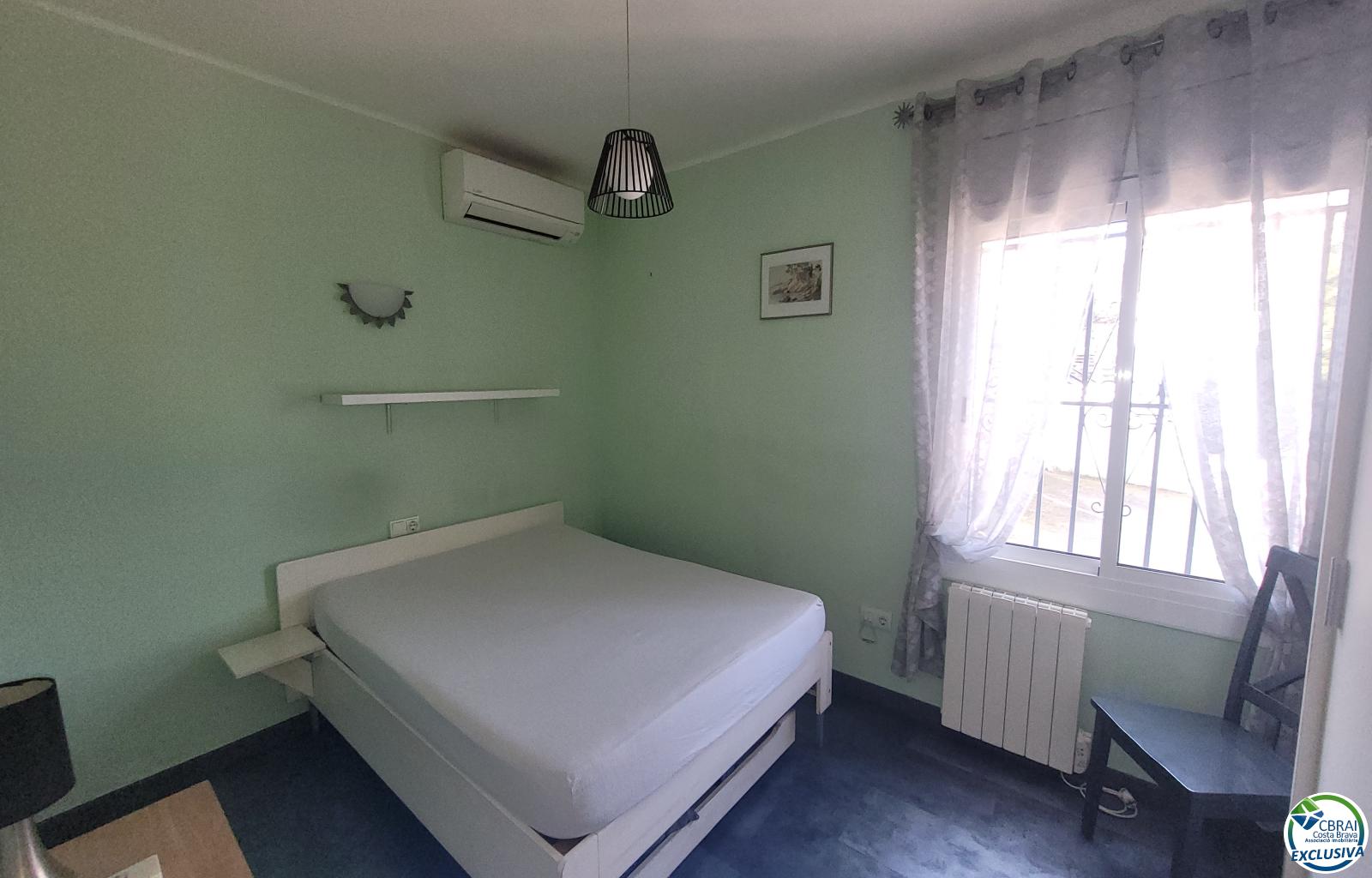 ROSES-LLOSA: Sea view apartment for sale - 2on Moll - Ref. CBR6337 - photo 9