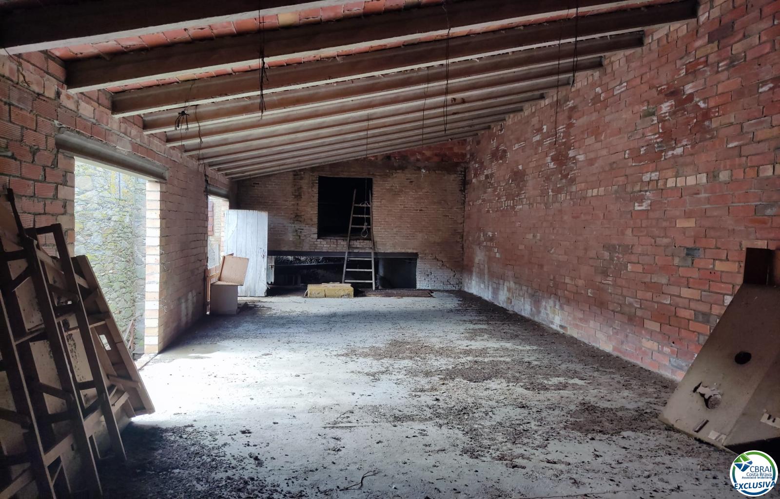 Urban Residential Warehouse in Vilanova de la Muga. - Ref. CBR6380 - photo 6
