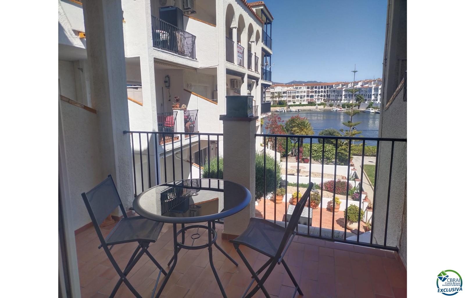Pleasant apartment by Lake San Maurici, with lovely canal views, swimming pool and communal gardens. - Ref. CBR6660 - photo 12