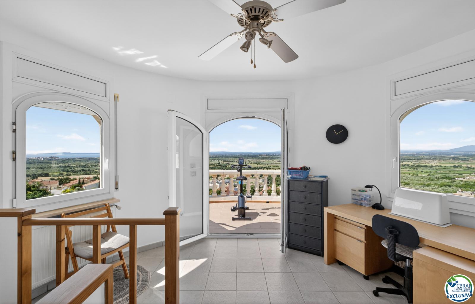 Can Isaac – Insiders know exactly why they want to live here! - Ref. CBR6533 - photo 28