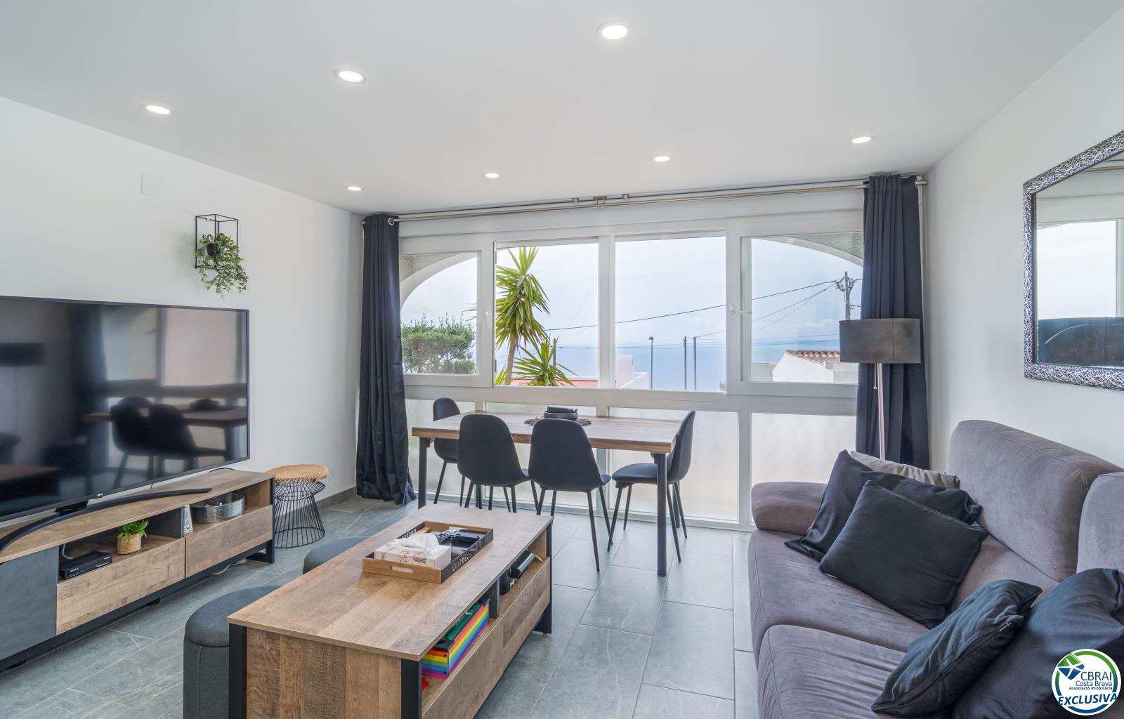 Semi-detached chalet for sale on Joan Timoneda Street - Canyelles - Ref. CBR6446 - photo 8
