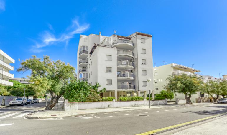 Penthouse im Duplex-Stil mit schöner Aussicht, 150 m vom Strand entfernt