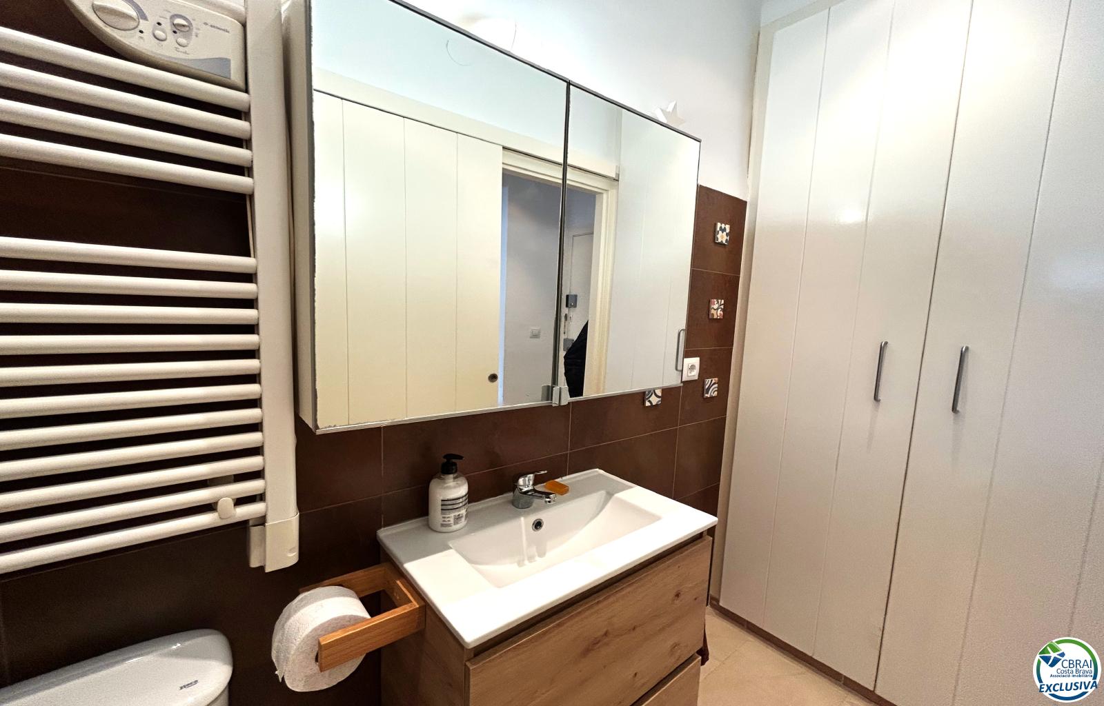 Cozy Renovated Apartment in El Port de Llançà - Ref. CBR6448 - photo 15