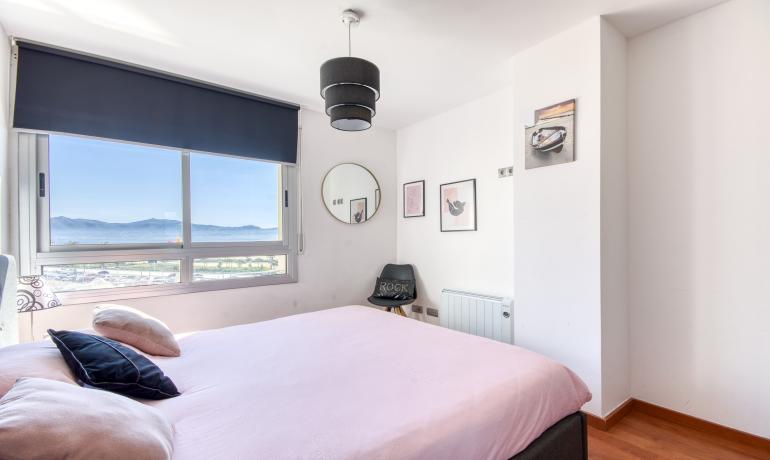 Charming apartment with sea views, just steps from the beach