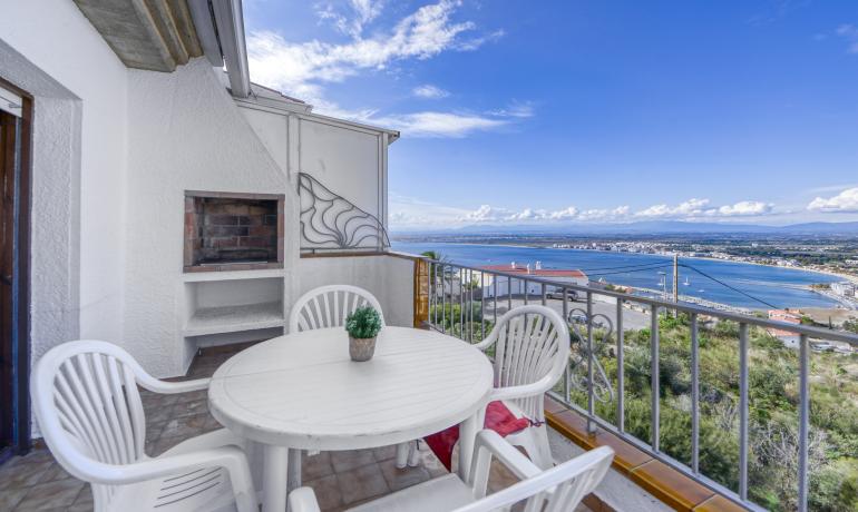 Apartment mit Meerblick in Puigrom, Roses