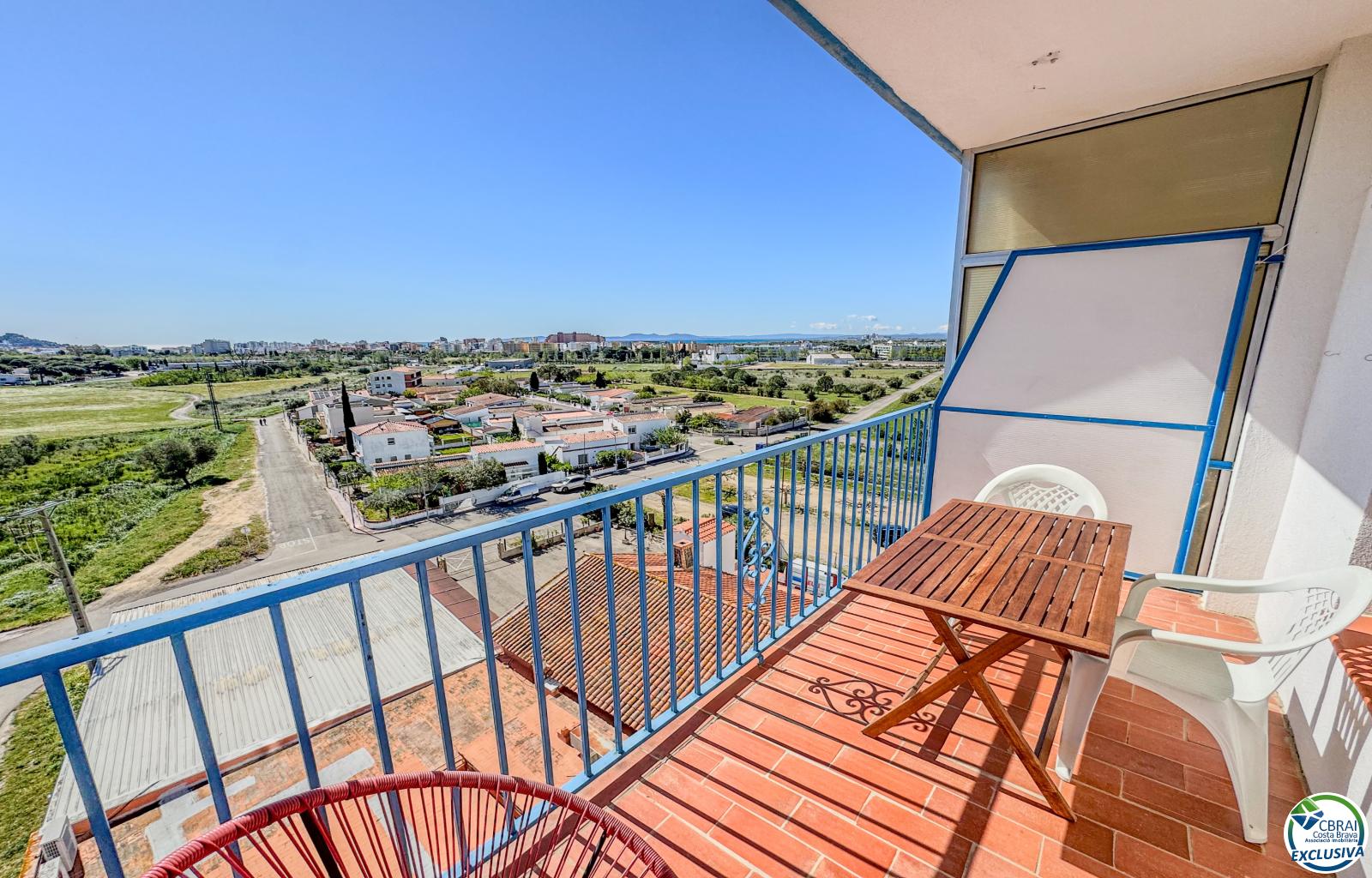 Studio with panoramic views and sea views in Roses