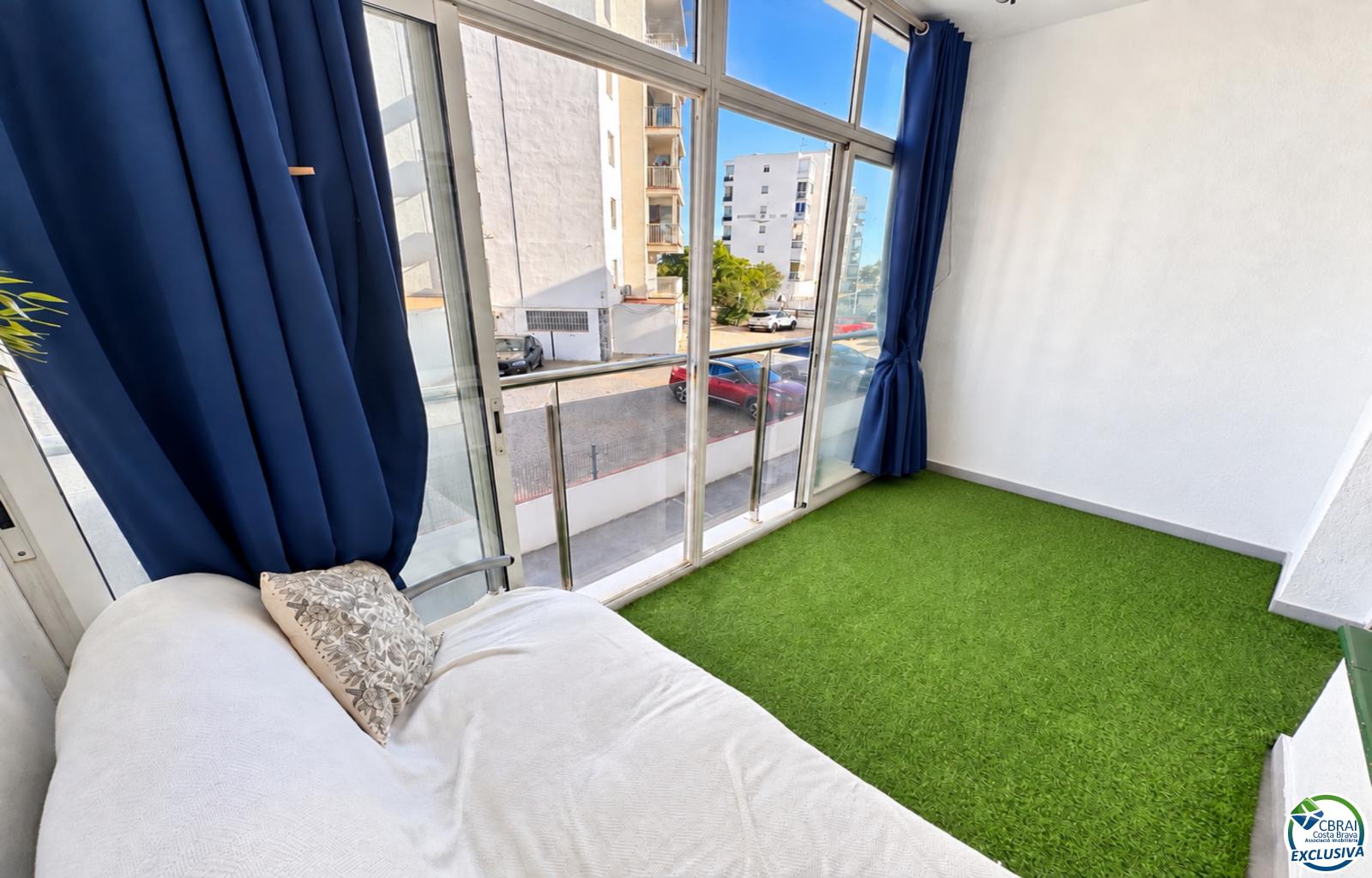 Studio with glazed terrace in Santa Margarita, just minutes from the beach - Santa Margarida - Ref. CBR6680
