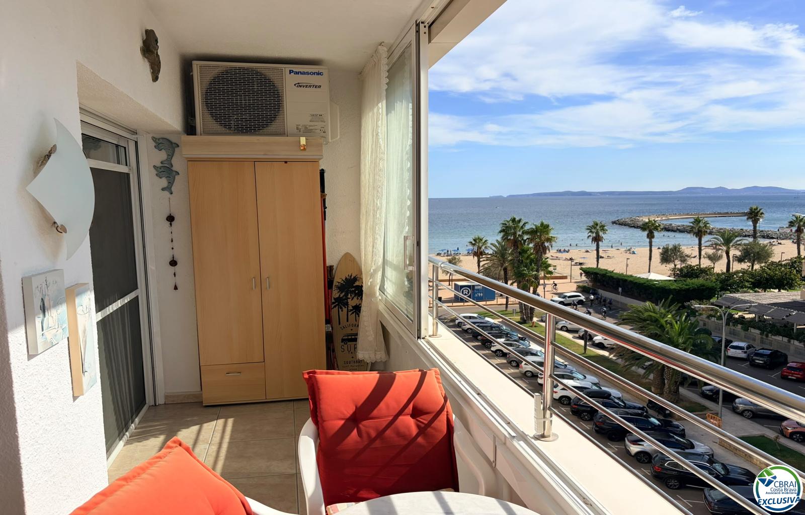 Seafront location, spectacular sea views and fully renovated - Santa Margarida - Ref. CBR6663 - photo 6