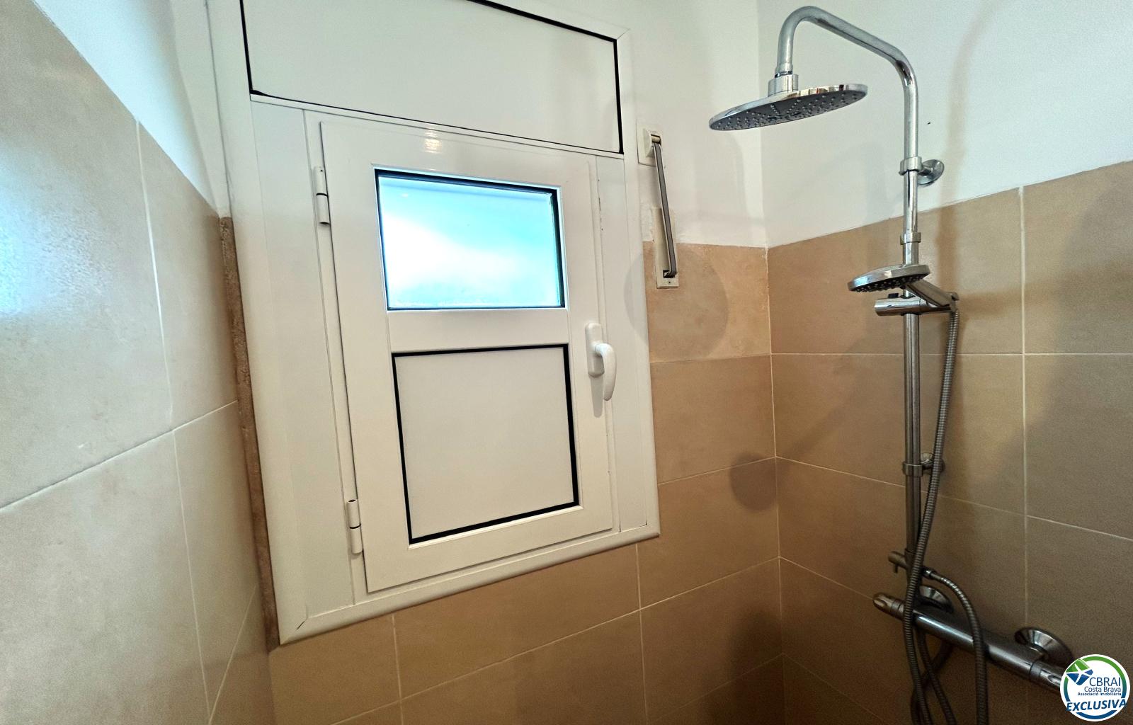 Cozy Renovated Apartment in El Port de Llançà - Ref. CBR6448 - photo 14