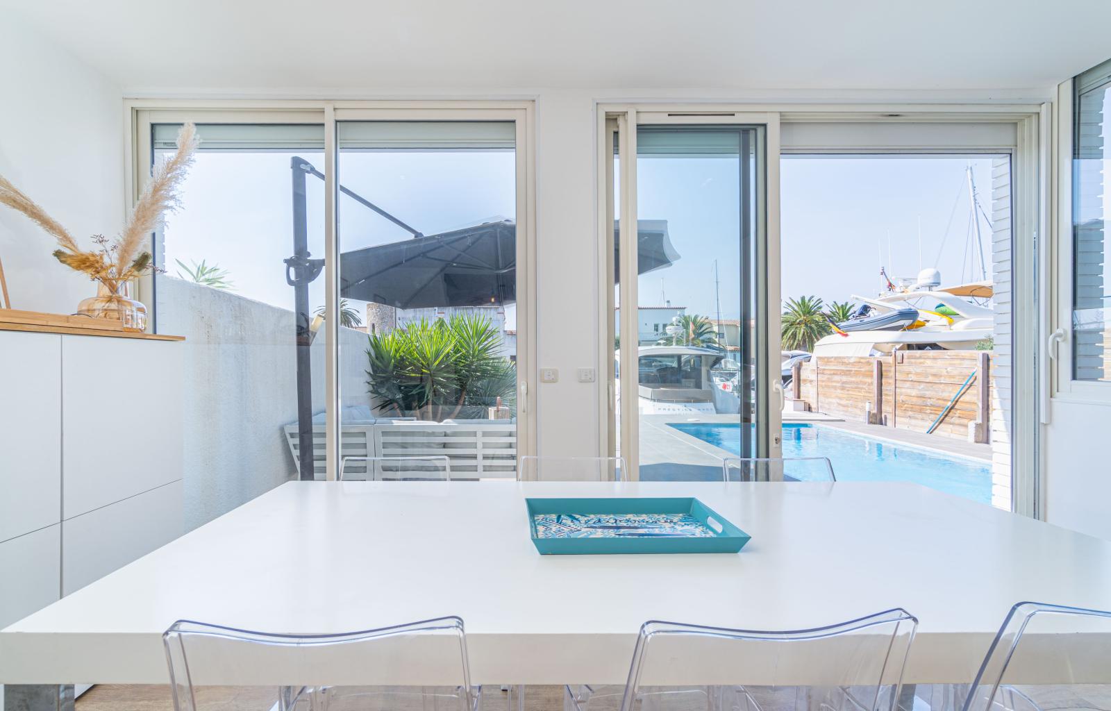 Elegant Waterfront villa with pool, private mooring and direct canal access in Santa Margarita - Santa Margarida - Ref. CBR6598 - photo 13